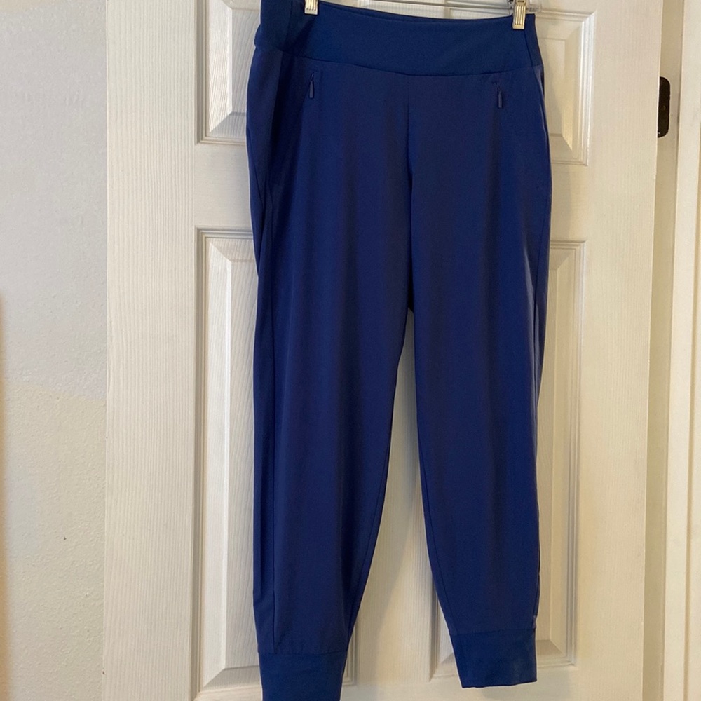 Blue Athleta joggers size 8 Petite
